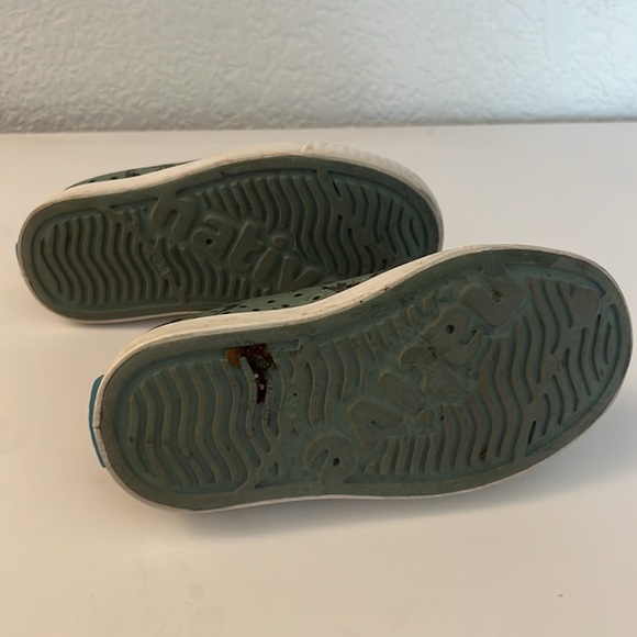 Native Shoes • green with lightning - Picture 4 of 4